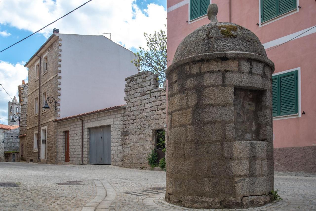 Casa Santa Croce Ala dei Sardi Exterior foto