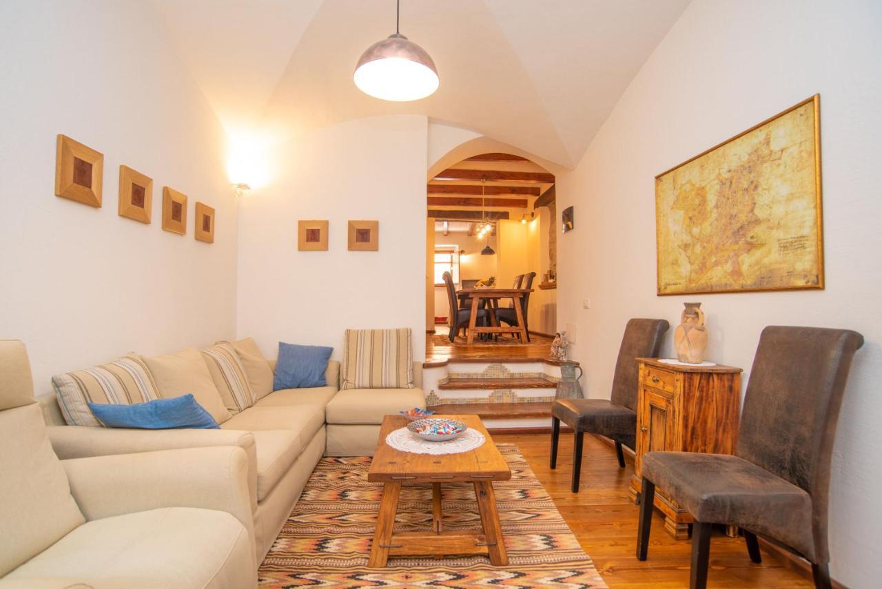 Casa Santa Croce Ala dei Sardi Exterior foto